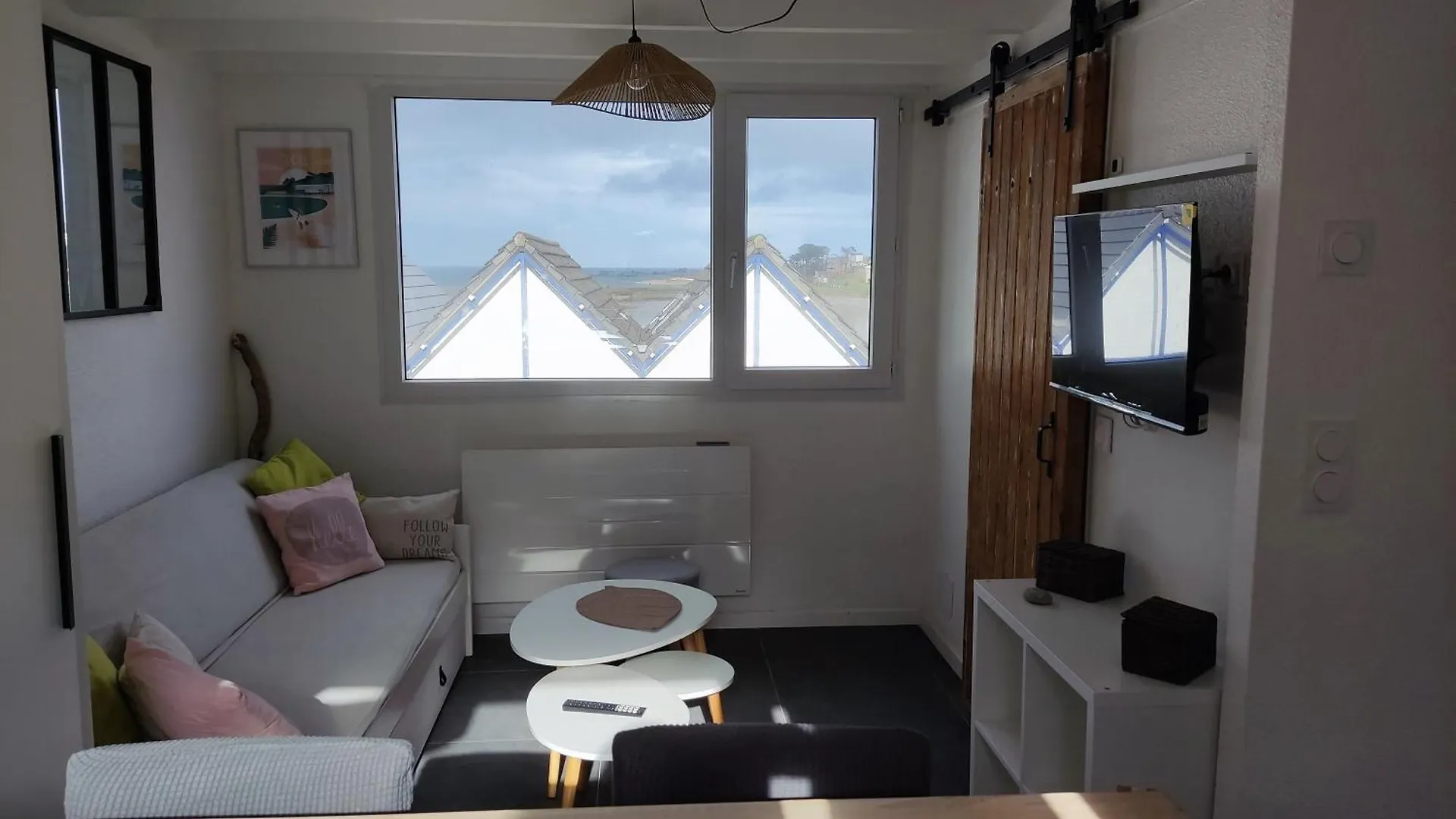 Holiday home Maison Vue Mer 50M Plage De Trestel Gr34 Entre Perros Guirec Cote De Granit Rose Et L'Ile De Brehat Trevou-Treguignec
